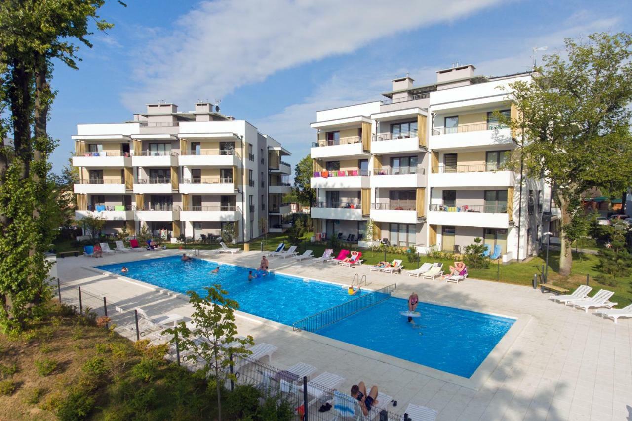 Apartament Osiedle Burco ウストロニエ・モルスキエ エクステリア 写真
